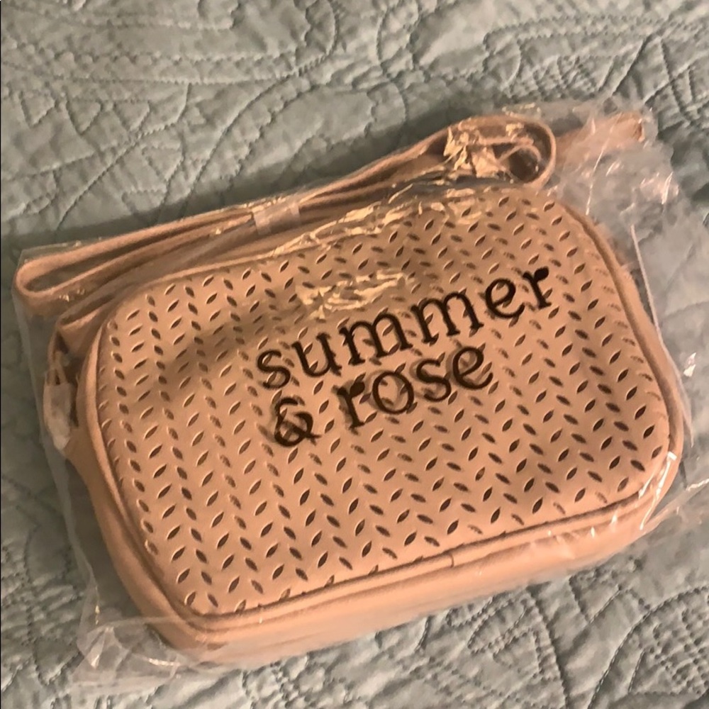 NWT cross body bag